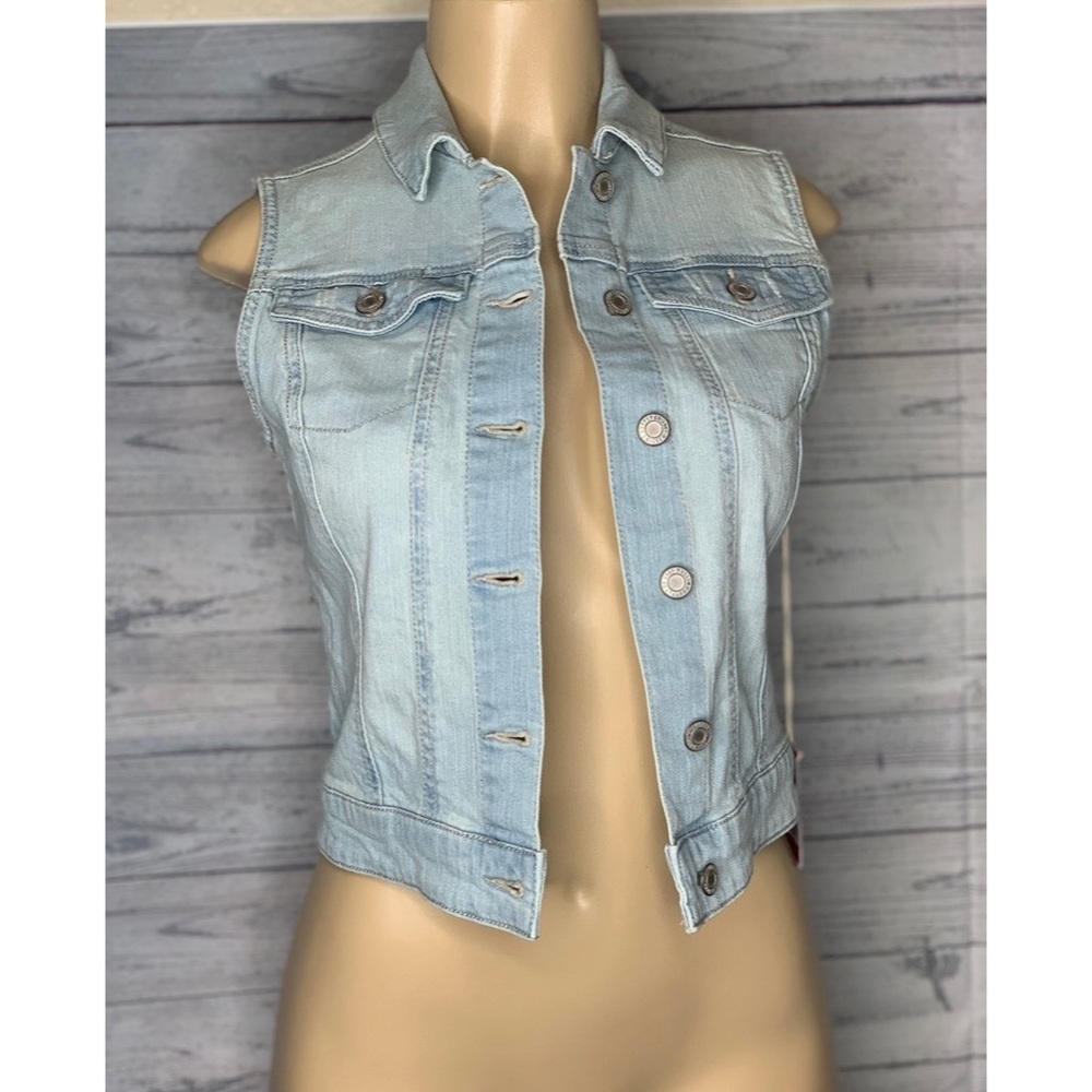 NWT Mossimo Button Jean Vest Sz S